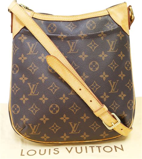 louis vuitton shoulder bag monogram canvas|louis vuitton odeon new.